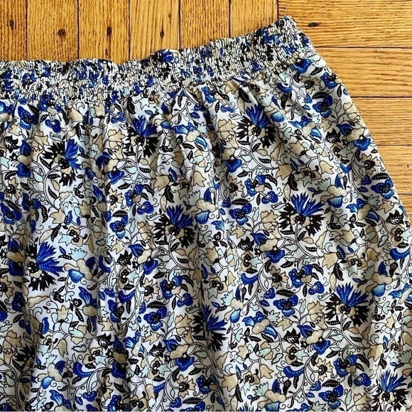 Valija Floral Print Elastic Waist Shorts - Picture 6 of 8